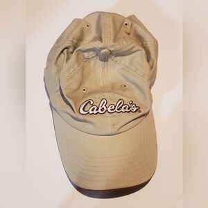 Tan Cabelas hat. Size OSFA.